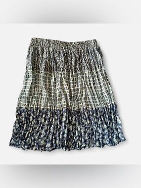 A-Line Mixed-Print Tiered Skirt in Navy and Cream